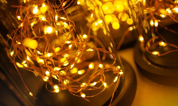 Des guirlandes lumineuses LED